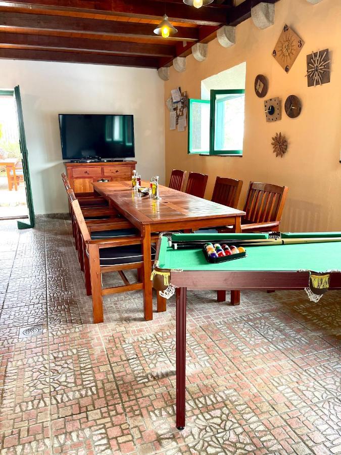Villa Sagosde With Swimming Pool And Mini Golf Zagvozd Exterior foto